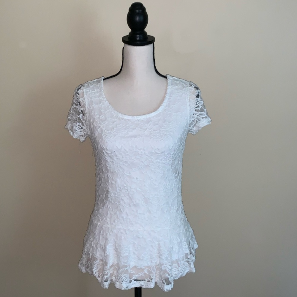 Bobeau White Lace Peplum Top